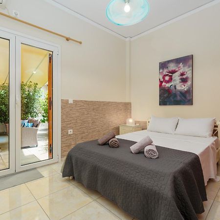 Nostos Apartment, With A Spacious Backyard Artemida  Buitenkant foto