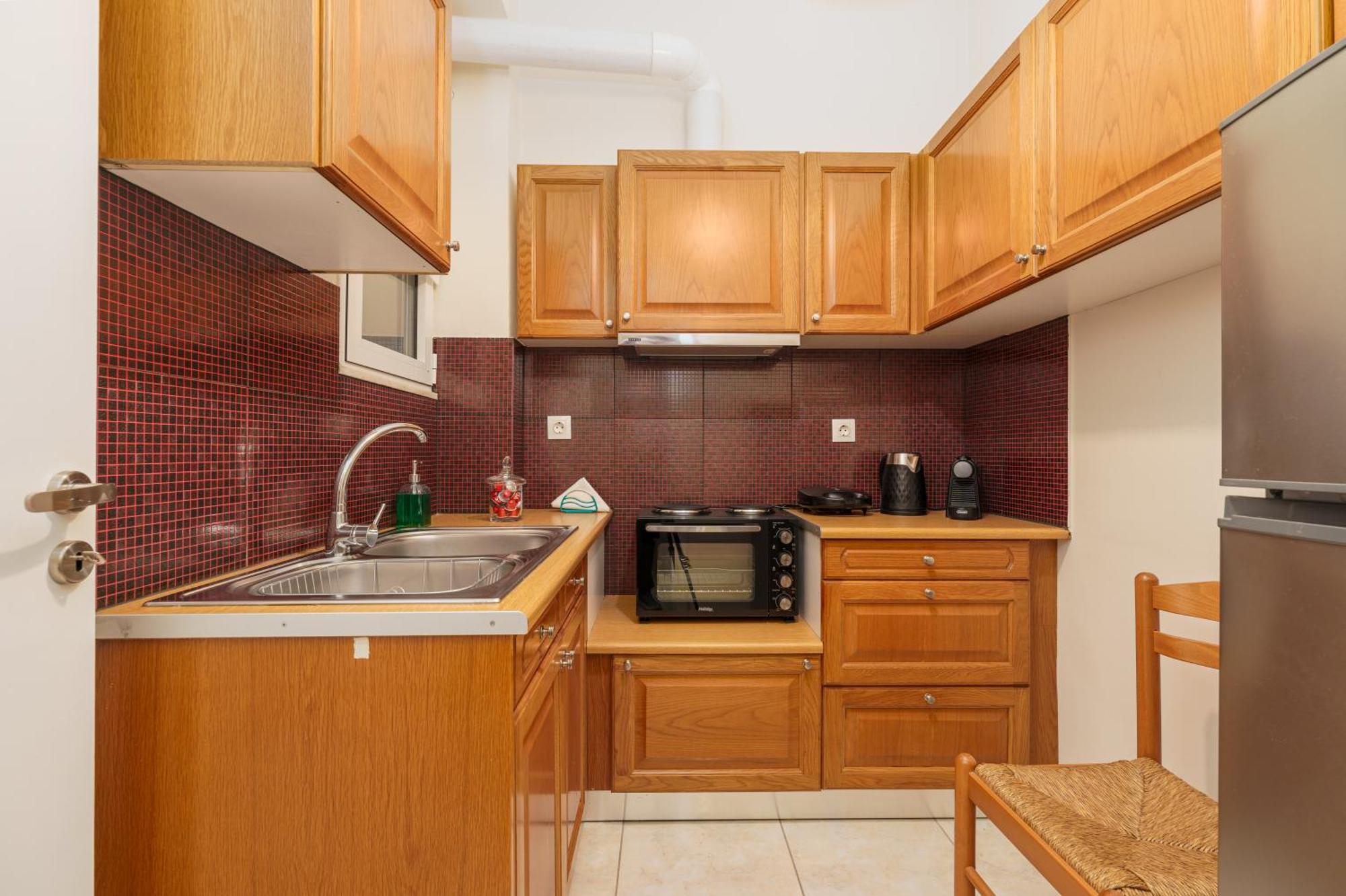 Nostos Apartment, With A Spacious Backyard Artemida  Buitenkant foto