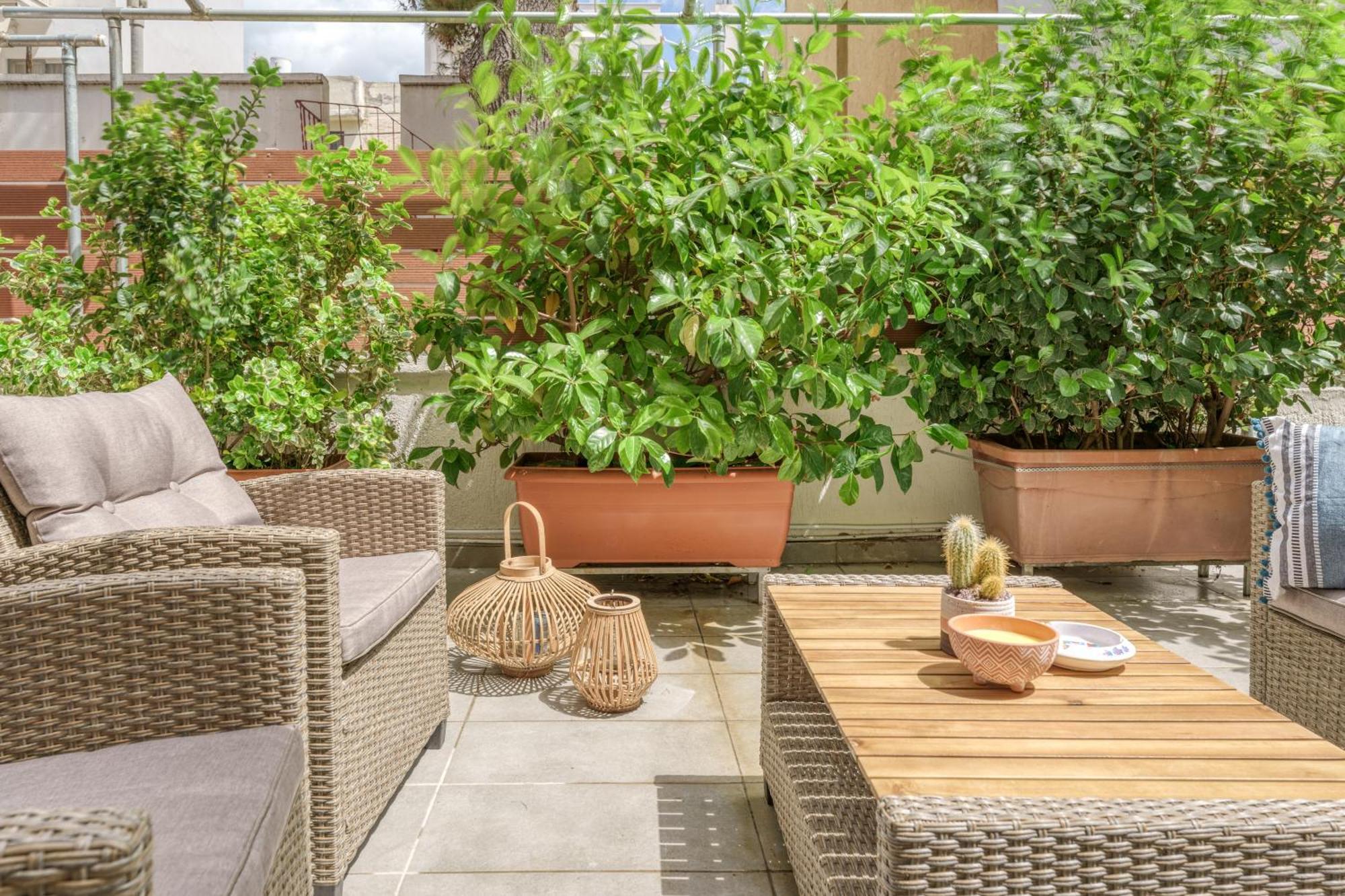 Nostos Apartment, With A Spacious Backyard Artemida  Buitenkant foto